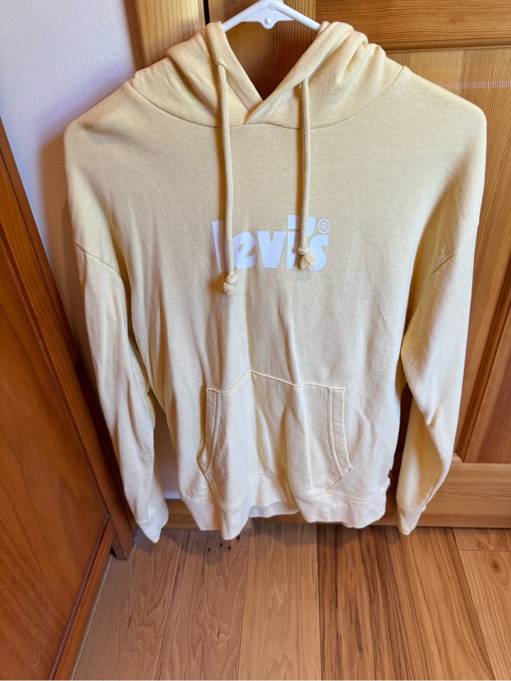 Levi's Yellow Logo Hoodie